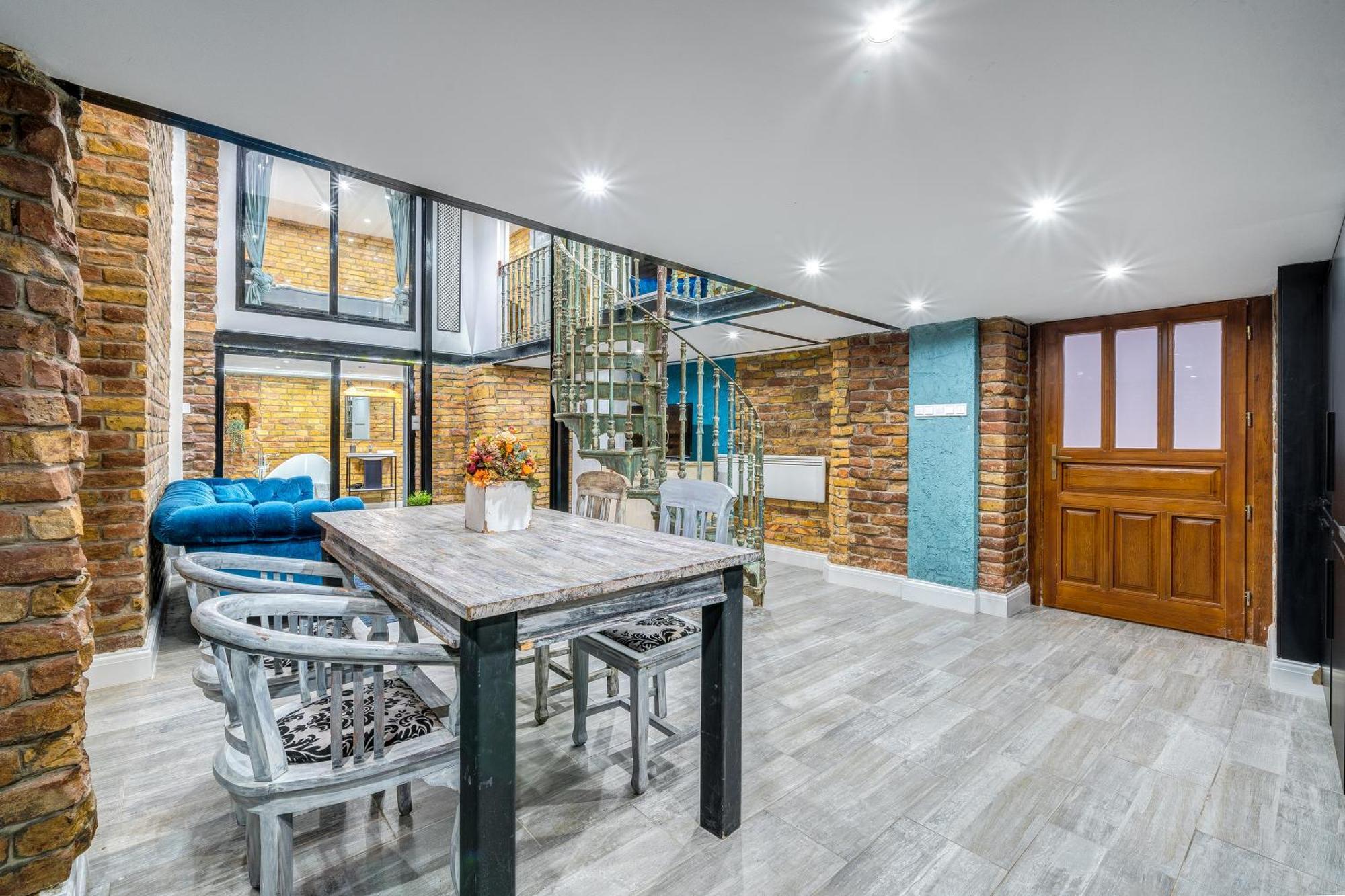 City Center Loft Haven: Modern Elegance Budapest Exterior photo