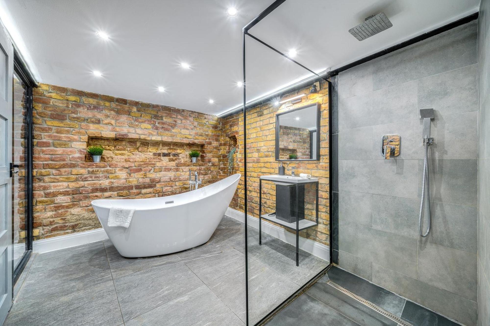 City Center Loft Haven: Modern Elegance Budapest Exterior photo