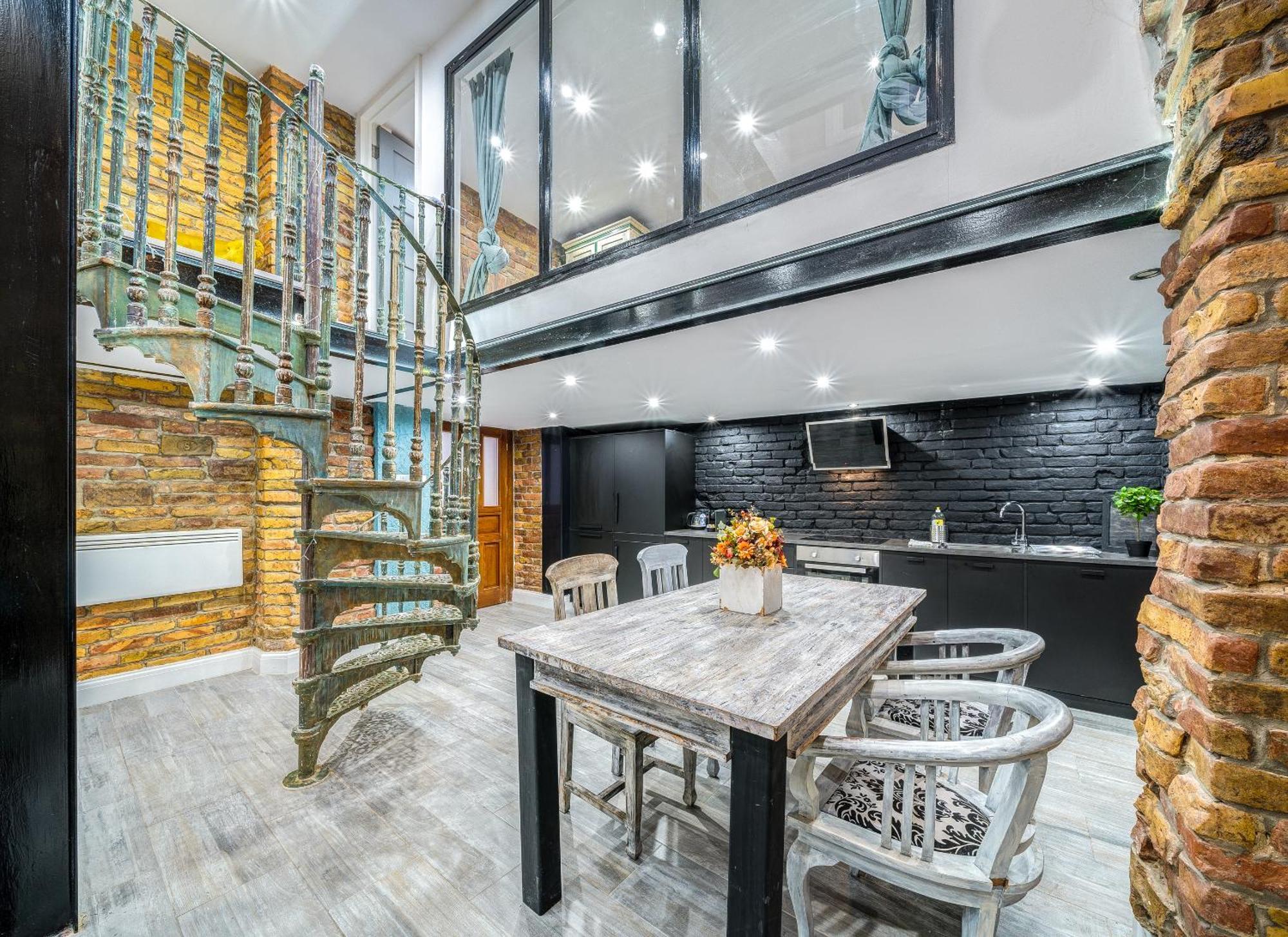 City Center Loft Haven: Modern Elegance Budapest Exterior photo