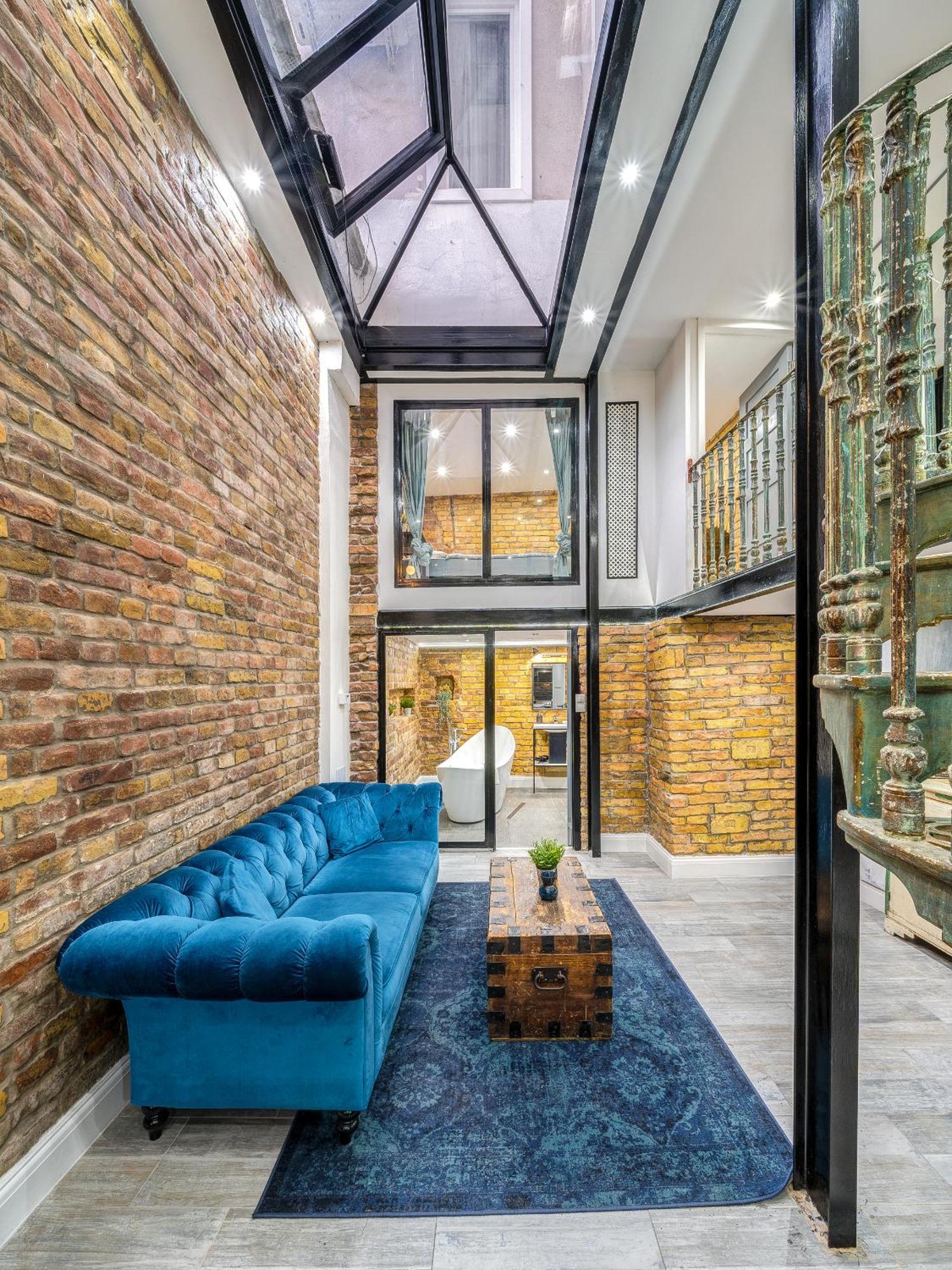 City Center Loft Haven: Modern Elegance Budapest Exterior photo
